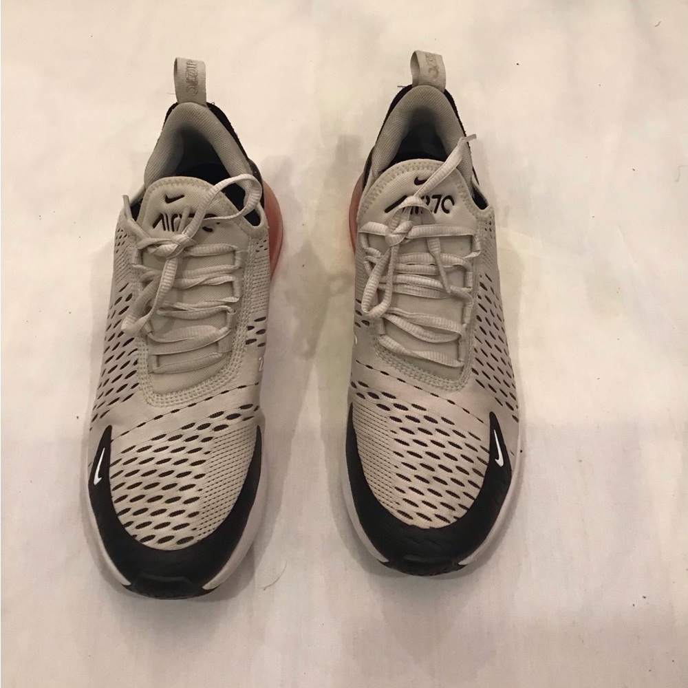 Nike Men's Sneakers in Light Beige with Black and Orange Accents